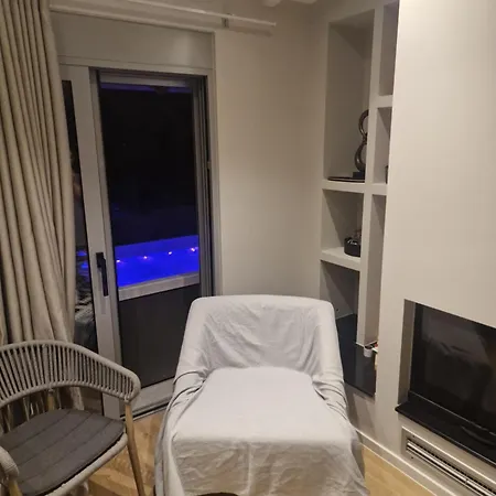 Penthouse With Jackuzy