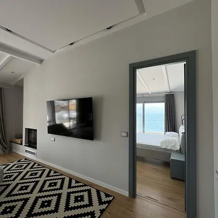 Penthouse With Jackuzy 公寓